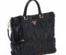 普兰娜经典黑色小羊皮褶皱手提肩背两用可拆卸背带双手柄字母金标女士手袋