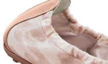 路易·威登粉红色珠光织物芭蕾舞鞋