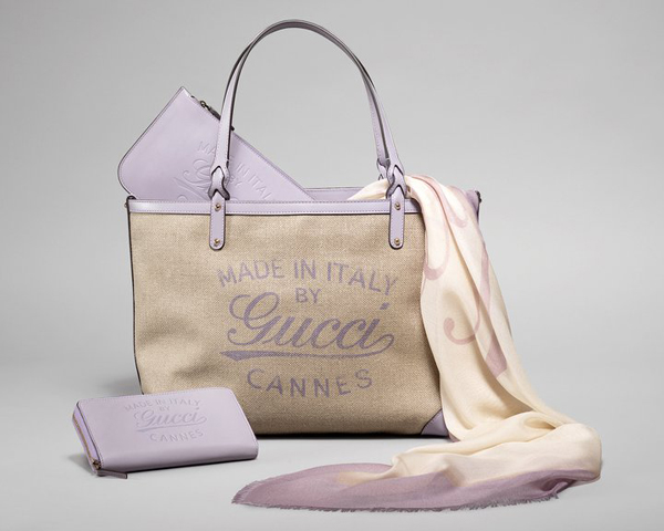 Gucci 推出2011款限量版亚麻布包