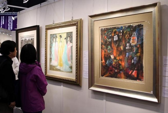 香港蘇富比2013春拍落槌 总成交逾21.8亿港元