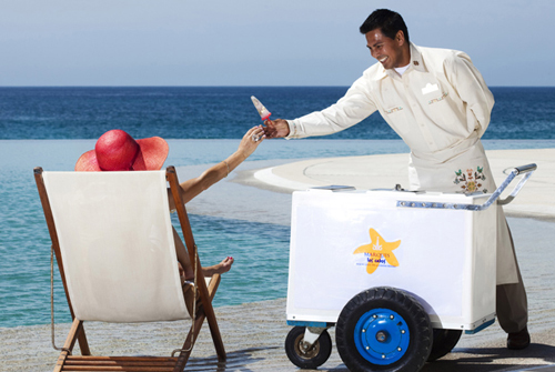 墨西哥一家度假酒店以龙舌兰制成冰棒